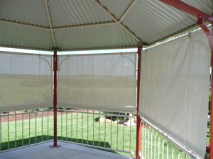 white roll up outdoor blinds installed on toowoomba gazebo